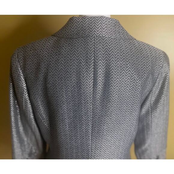 Doncaster Gray Herringbone Wool Blend Blazer Petite Size 10‎ - Picture 5 of 10